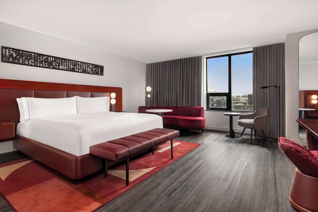 レヴェリー トロント ダウンタウン、クリオ コレクション バイ ヒルトン