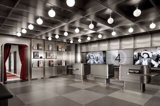 レヴェリー トロント ダウンタウン、クリオ コレクション バイ ヒルトン