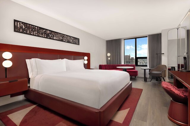 レヴェリー トロント ダウンタウン、クリオ コレクション バイ ヒルトン