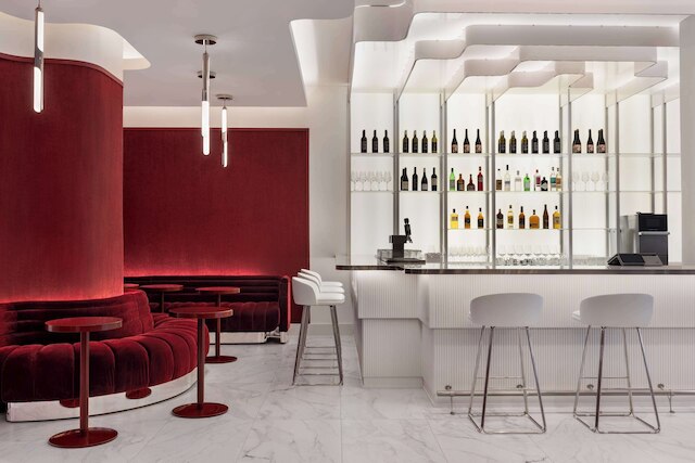 レヴェリー トロント ダウンタウン、クリオ コレクション バイ ヒルトン