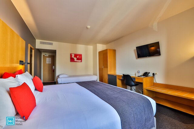 ホテル ドゥ ラ クロンヌ