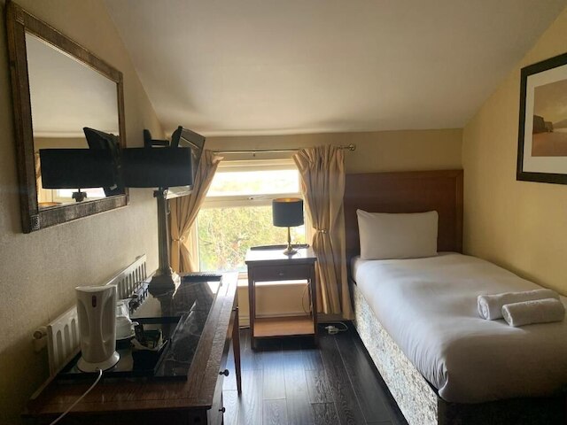 ビーチマウントホテル - 無料駐車場