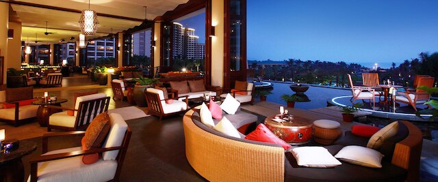 ハワード ジョンソン リゾート 三亜 ベイ (三亞國光豪生度假酒店)