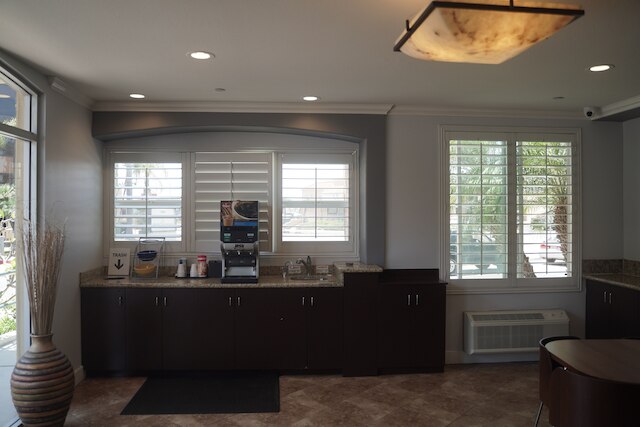 ハーバー イン & スイーツ