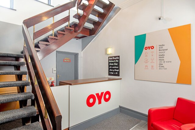 OYO ザ グリーン マン パブ アンド ホテル