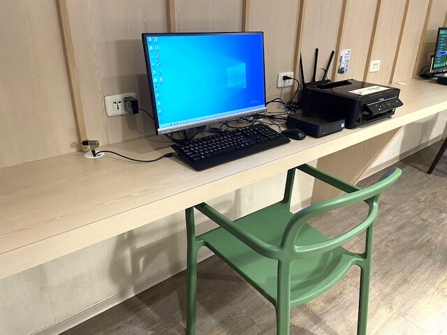 ヨミ ホテル - MRT シュアングリアン ステーション