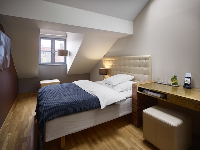 ザ アイコン ホテル