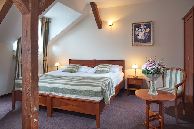 アミーゴ シティ センター ホテル