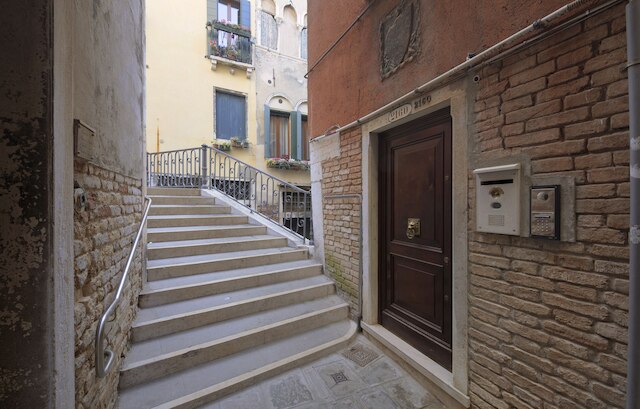 カ ボンビシニ - B&B