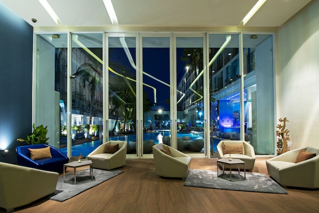 ホテル バラクダ パッタヤ バイ ヒートン