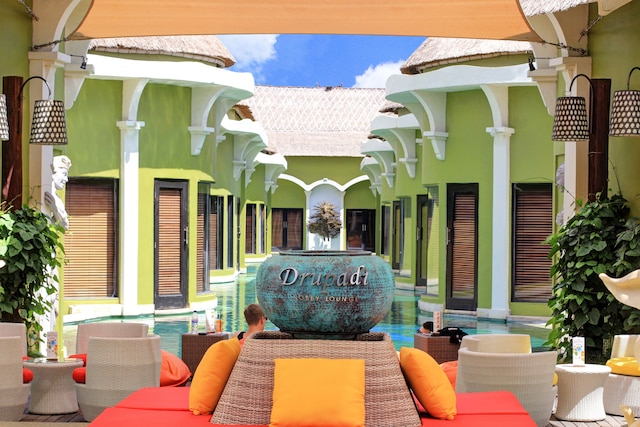 ヴィラ・セミニャックエステート＆スパ - アスタダラ社