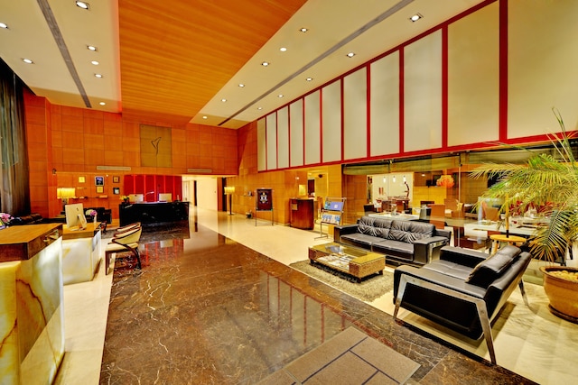 アイリス ホテル