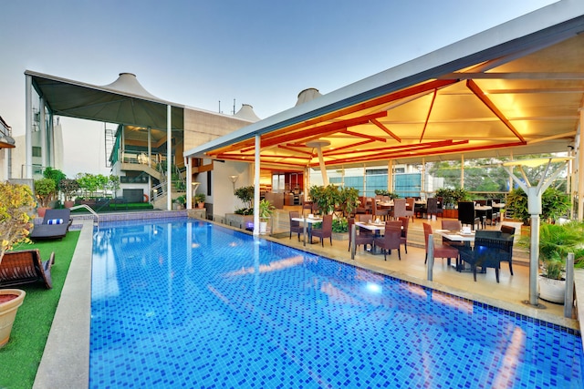 アイリス ホテル