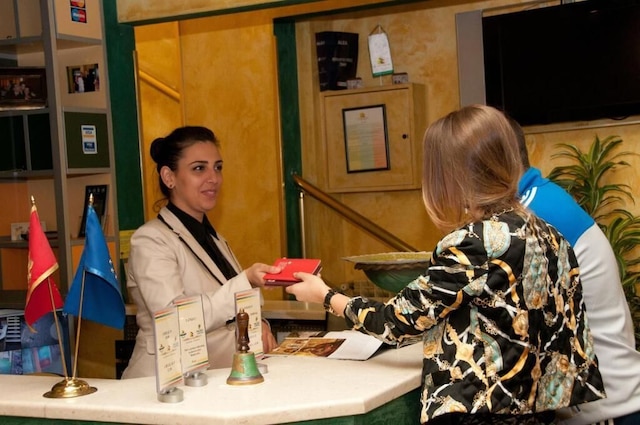 ホテル カーバー ポドゴリツァ