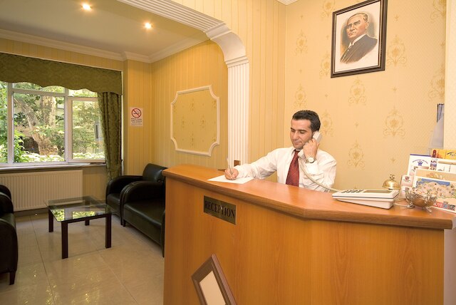 メドゥーサ ホテル