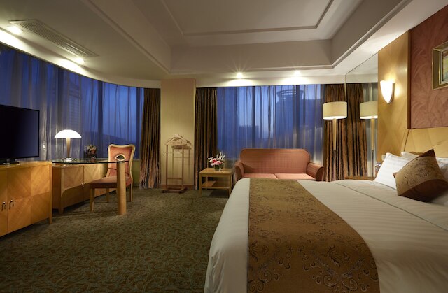 大連 イースト ホテル (东方大厦)