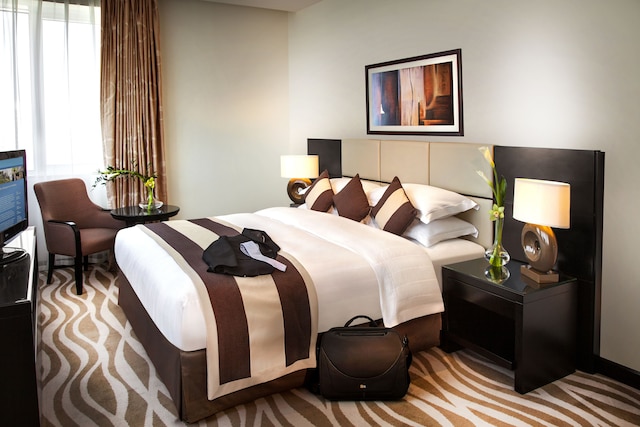 クリスタル ホテル アブダビ