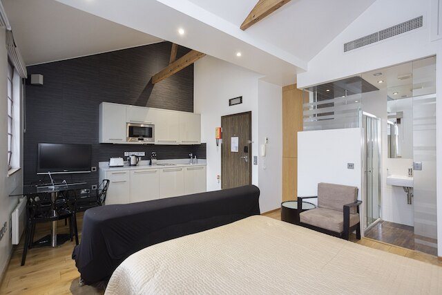 スペース アパート ホテル