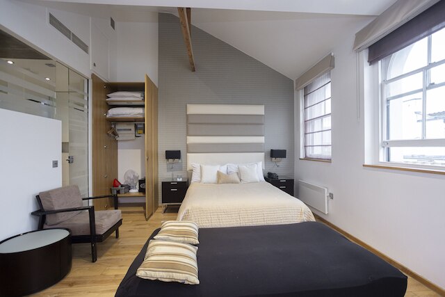 スペース アパート ホテル