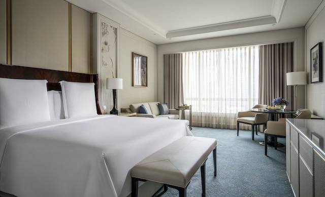 フォー シーズンズ ホテル マカオ (澳門四季酒店)