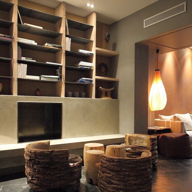 ヒドゥン ホテル