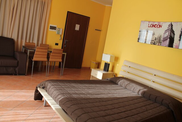 ラ メゾン ジョリー