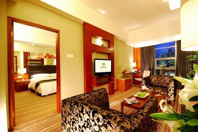 エンパーク グランド ホテル 西安 (陝西世紀金源大飯店)