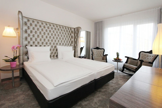 アルコテル ジョン F ベルリン