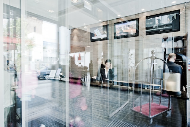 アルコテル ジョン F ベルリン