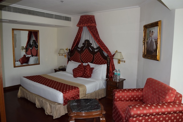 ホテル ザ ロイヤル プラザ