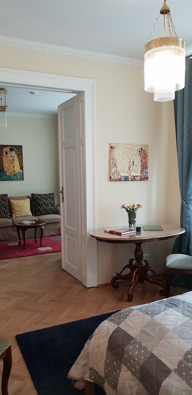 アパートメンツ ヘルミーネ