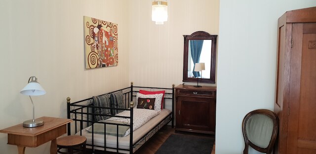 アパートメンツ ヘルミーネ