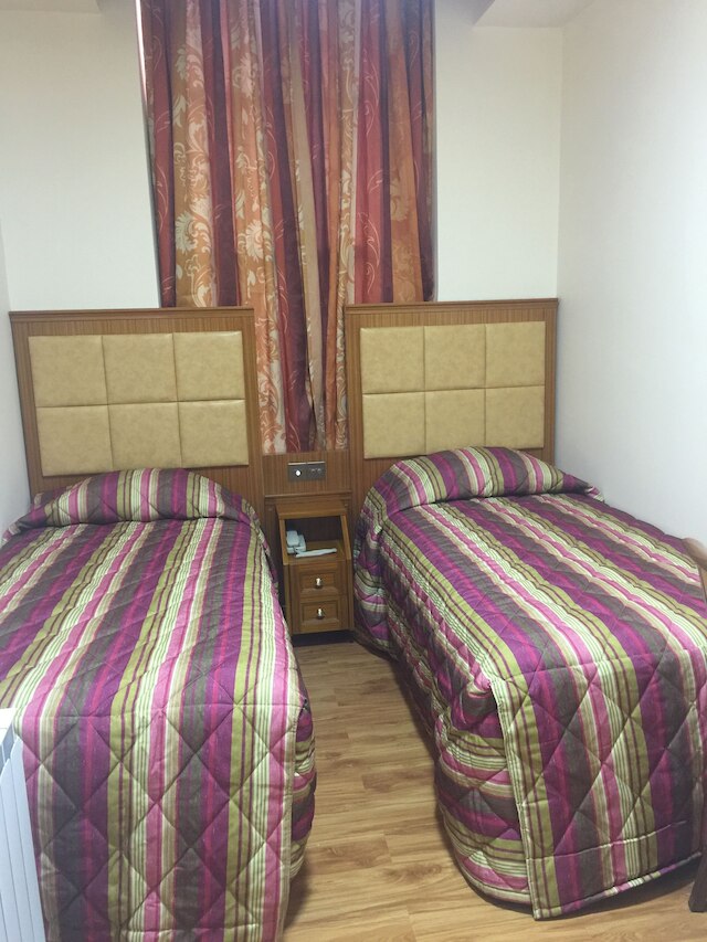 ホワイト ハウス ホテル ロンドン