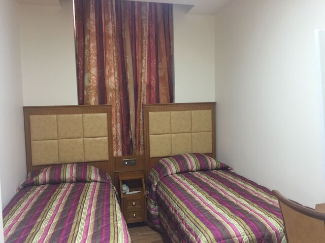 ホワイト ハウス ホテル ロンドン