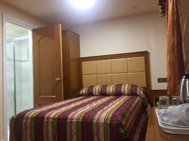 ホワイト ハウス ホテル ロンドン