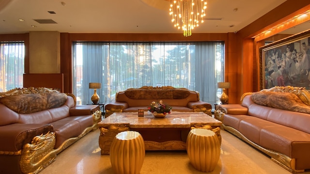 モナーク プラザ ホテル