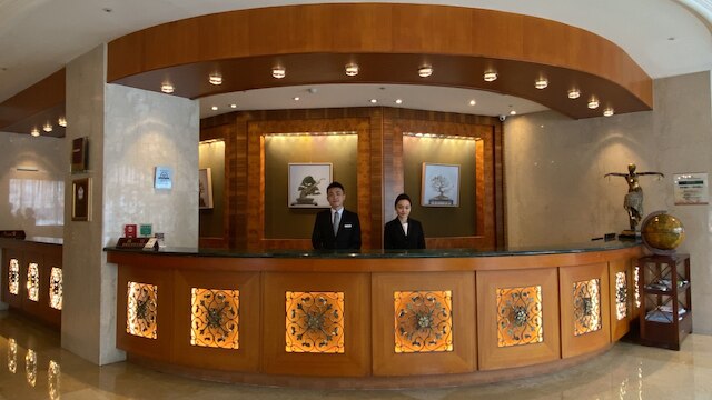 モナーク プラザ ホテル