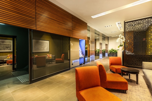 コーズウェイ 353 ホテル