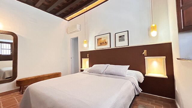 エル ラドロン デ アグア パラセテ