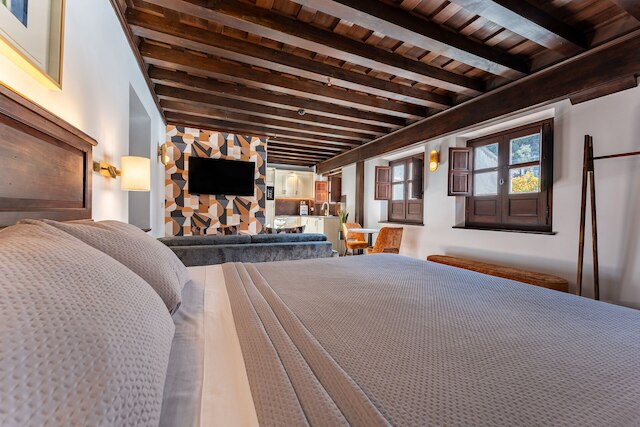 エル ラドロン デ アグア パラセテ