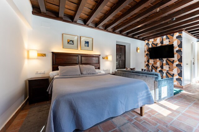 エル ラドロン デ アグア パラセテ