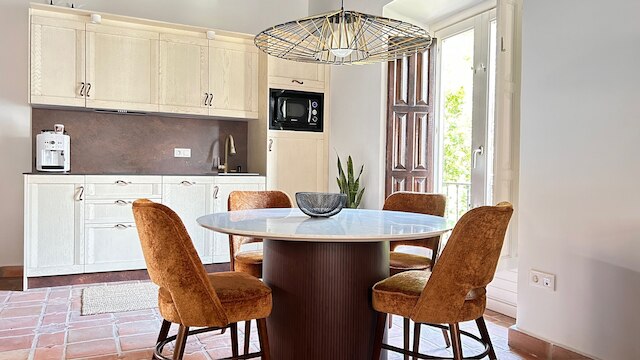 エル ラドロン デ アグア パラセテ