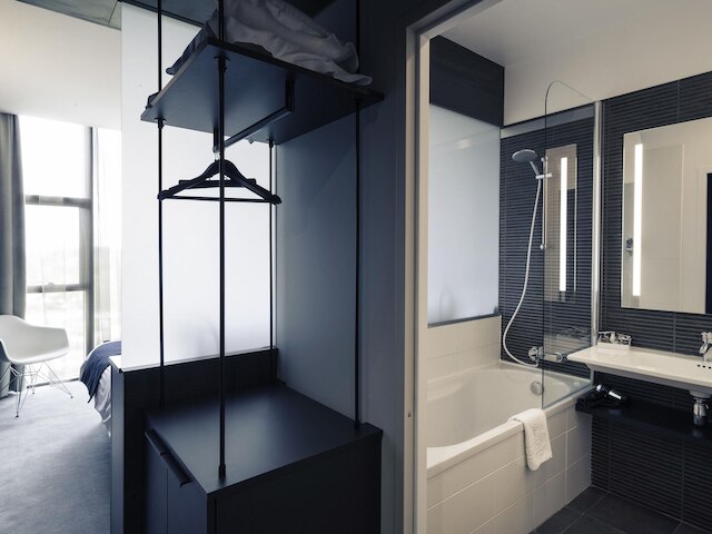 オテル メルキュール ナント ウエスト サン テルブラン ゼニス