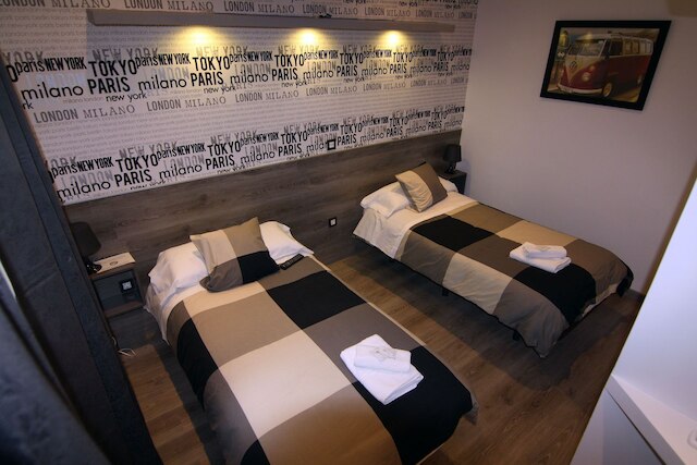 ホスタル MH フエンカラル