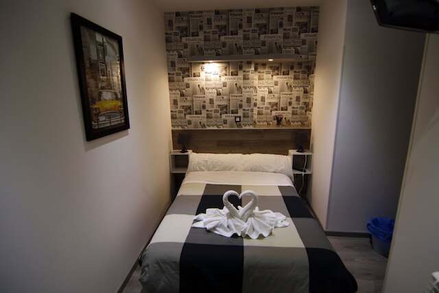 ホスタル MH フエンカラル