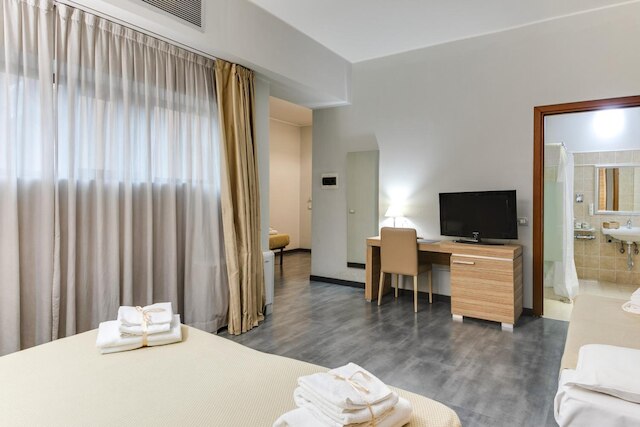 フィ ホテル ガーデン エリア ローマ エウル