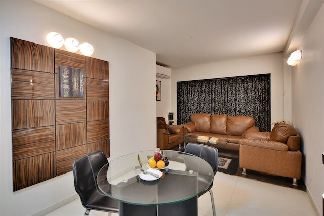 ファーンレジデンシー、スバシュブリッジ、アーメダバード