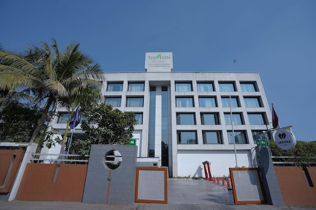 ファーンレジデンシー、スバシュブリッジ、アーメダバード