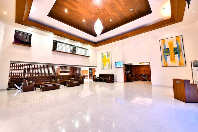 ファーンレジデンシー、スバシュブリッジ、アーメダバード