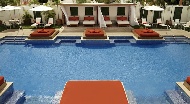 Sホテルキングストン